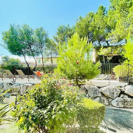 Villa Maison De Gamme Dans Le Golf De Pont Royal *